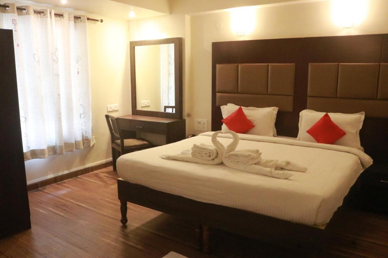 גווהטי Capital O 14995 Hotel Starline Paltan Bazar מראה חיצוני תמונה